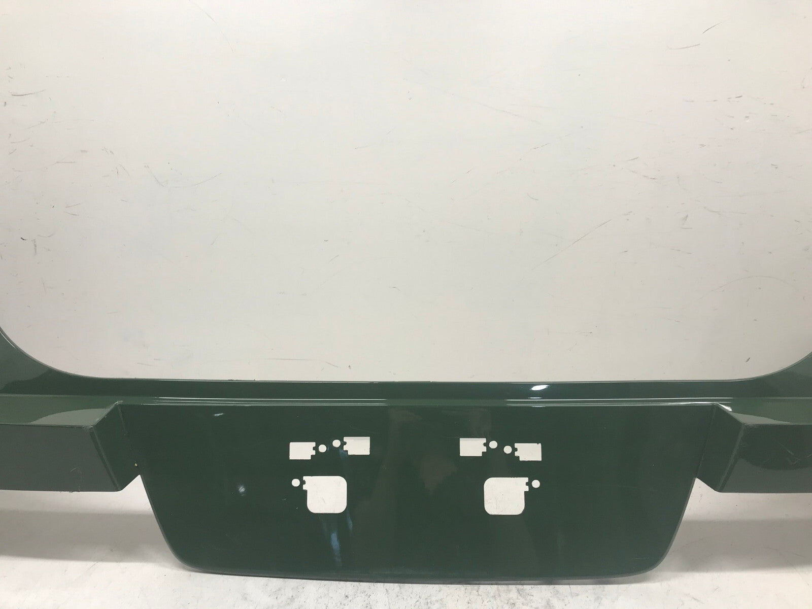 Rear Upper Bumper Cover Green Kia Soul 2020-2021 86611-K0000 OEM