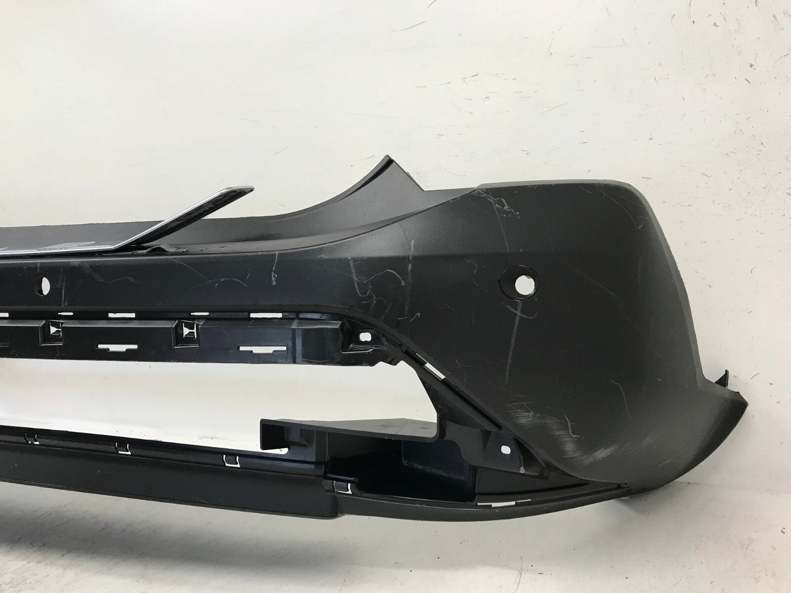 Rear Bumper Cover Nissan Rogue Sport w/Sensor Holes Black 21 22 850B0-6RR06 OEM