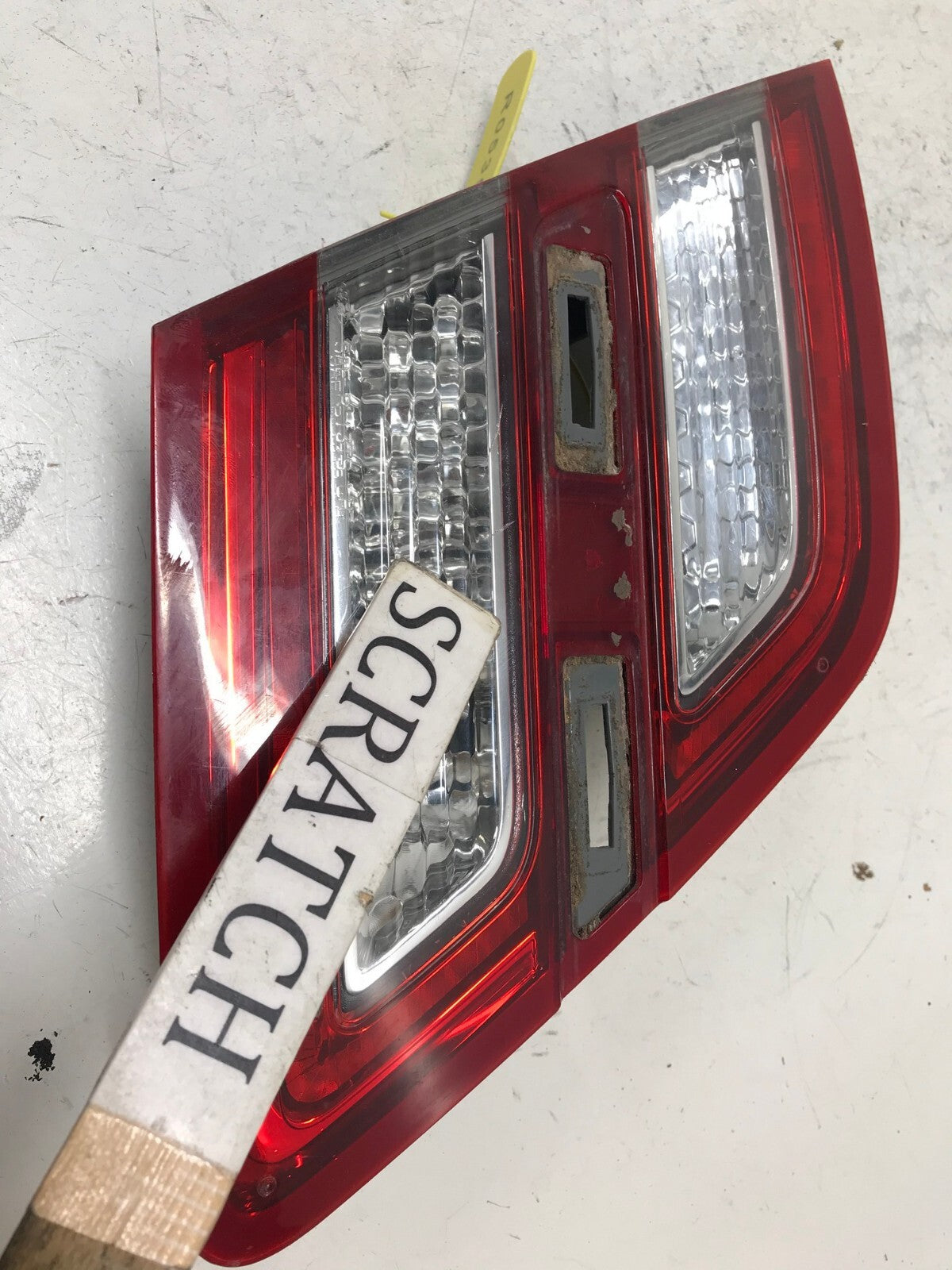Tail light Damaged Right RH 13 14 15 16 17 18 19 Taurus SDN DG13-15B502-A OEM