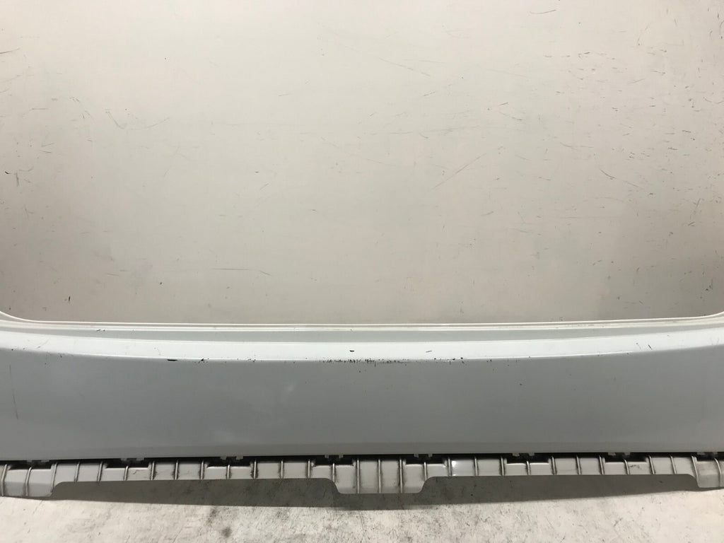 Rear Bumper Cover White Hyundai Tucson GL GLS Limited SE 10-2015 86611-2S000 OEM