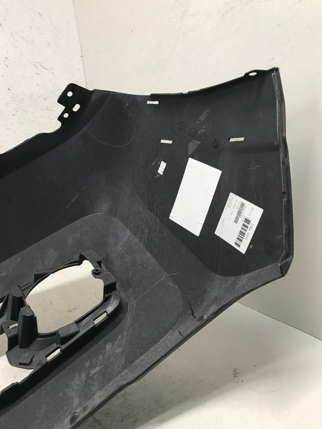 Front Bumper Cover Black 2016 2017 2018 Toyota Tacoma SR/SR5/Limited CAPA