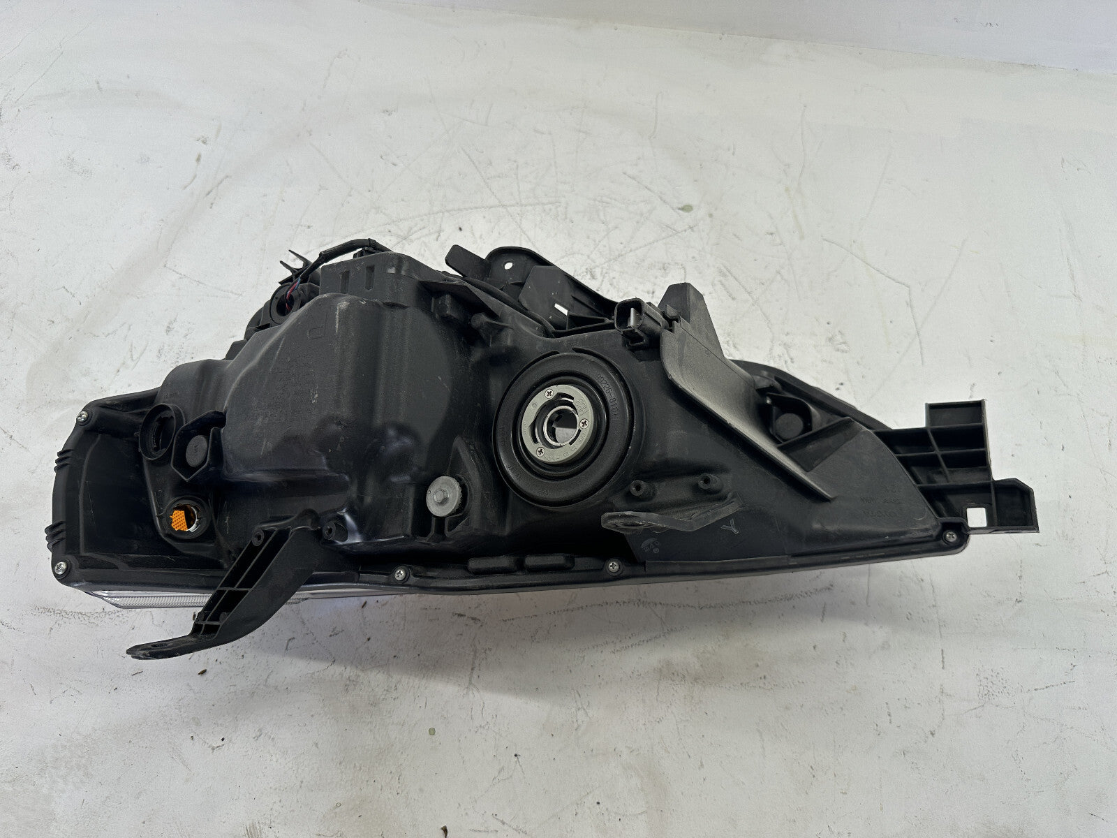 Headlight Damaged Right Passenger RH 2014 - 2019 Toyota 4Runner 8113035541 OEM