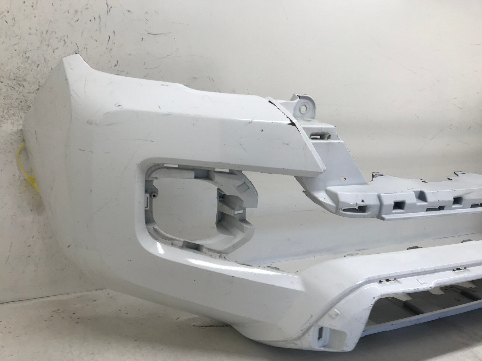 Front Bumper Cover Toyota Tacoma SR SR5 Ltd W/Flare holes White 16-19 OEM