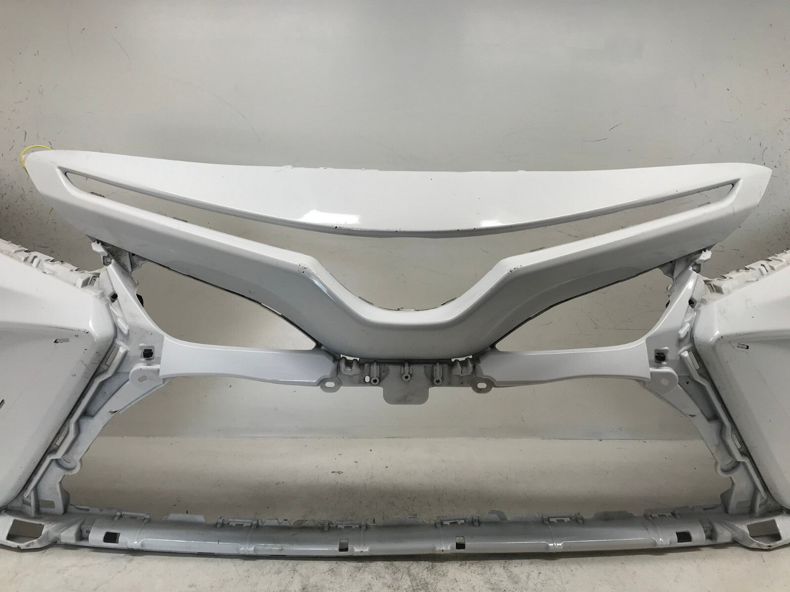 Front Bumper Cover 040 Toyota Camry 2021 2022 52119-06E20 OEM