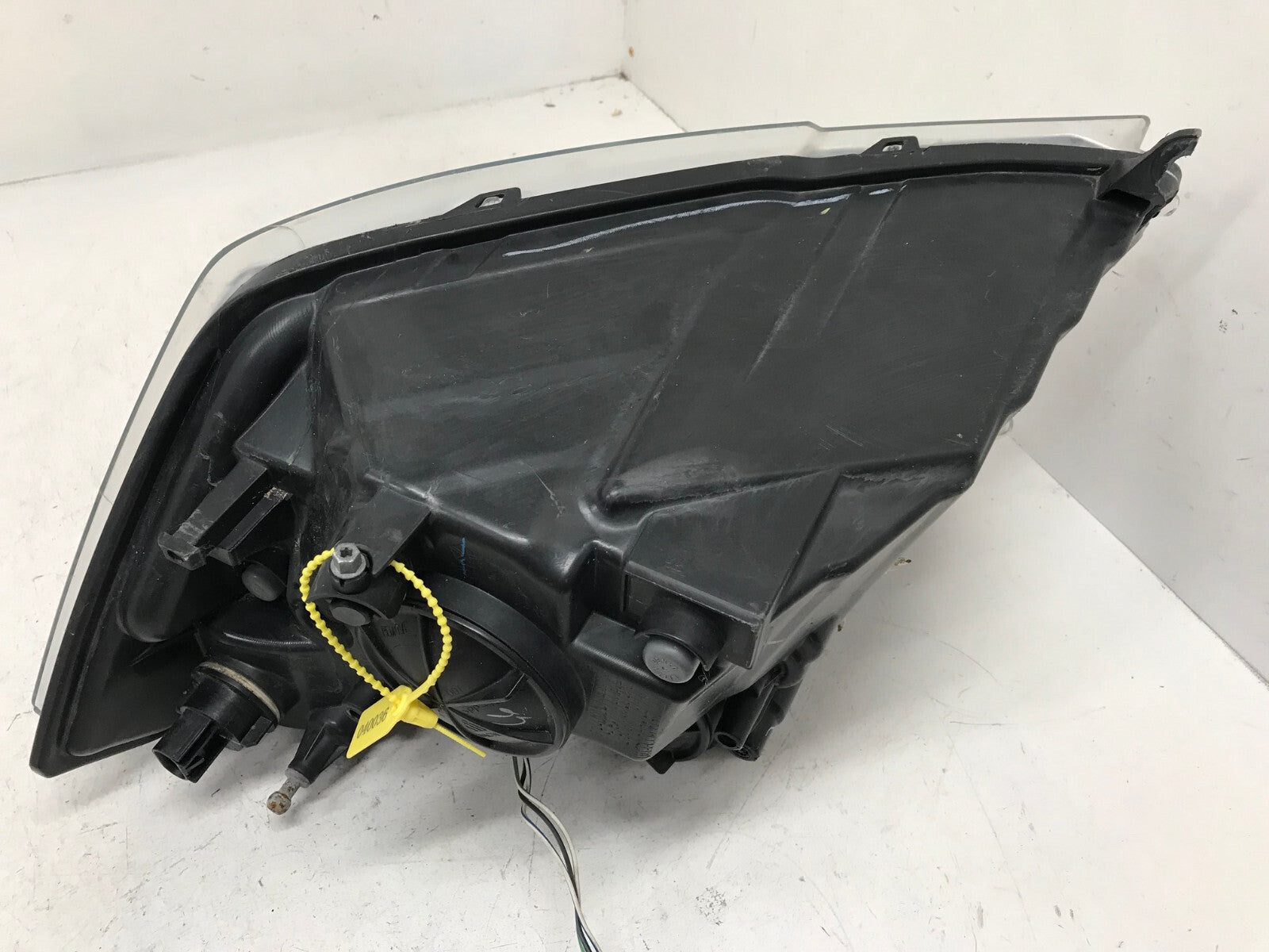 Headlight Damaged Left LH Driver Dodge Ram 2009-2018 68001485AC OEM