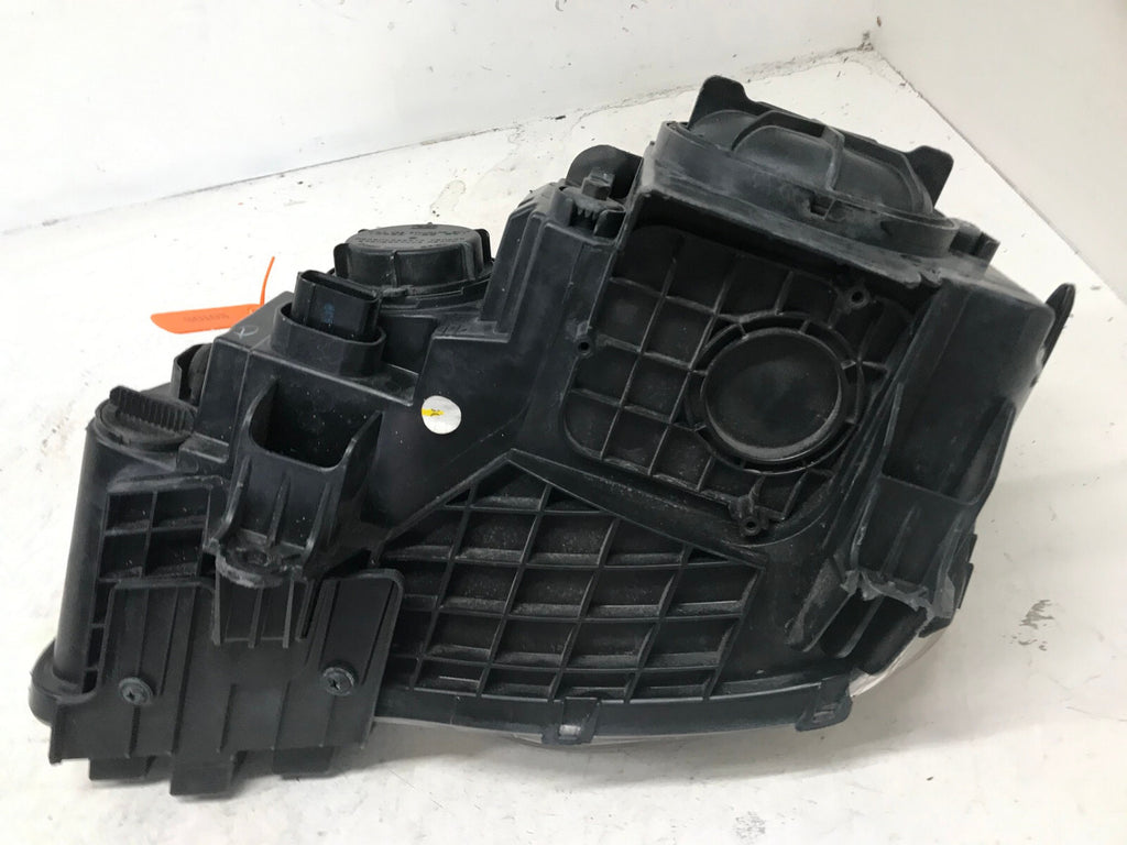 Headlight Damaged Passanger Side RH 18-22 Chrysler 300 L 68269810AC OEM