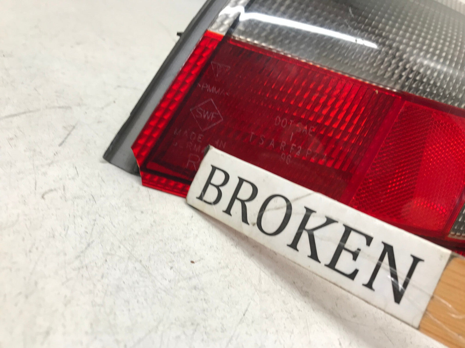 Tail Light RH Passenger 1999-2005 Porsche 911 99663149600 OEM