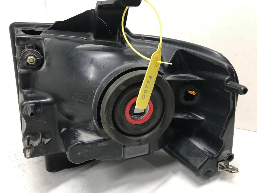Headlight Damaged Halogen LH Driver Ford Expedition 2007-2014 44ZH-1860-A OEM