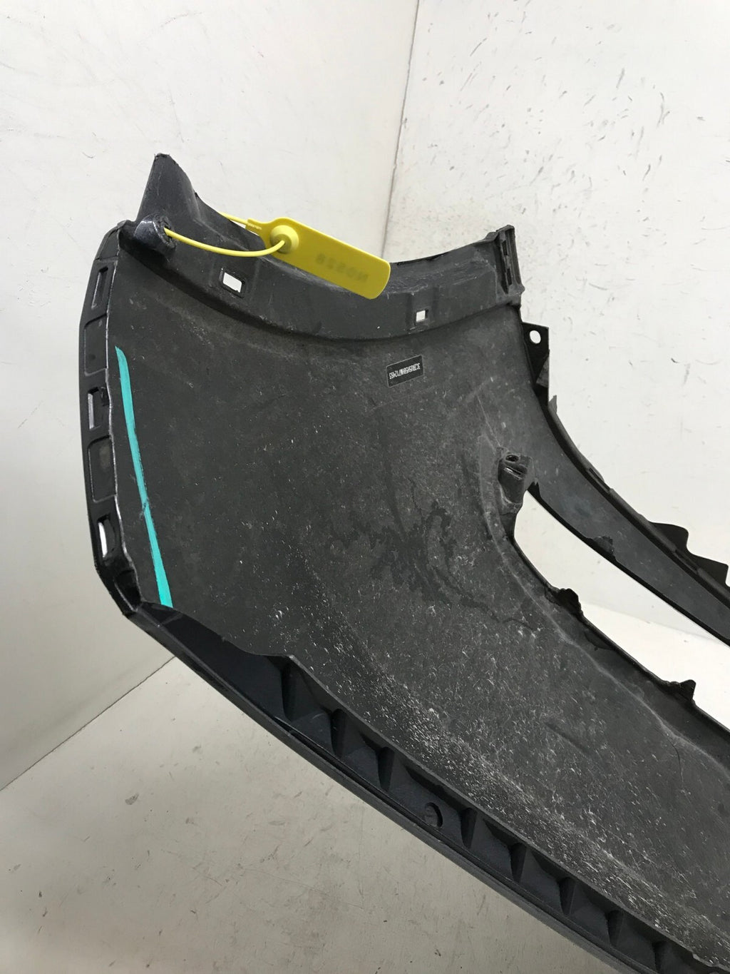 Front Bumper Cover Honda HR V EX LX EX L 2016-2018 71101-T7W-A00 OEM3