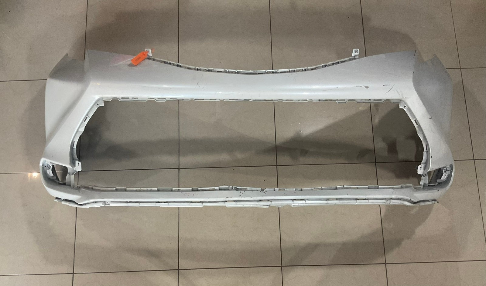 Front Bumper LOCAL White Toyota Sienna Silver 2020 2021 2022 52119+08100 OEM