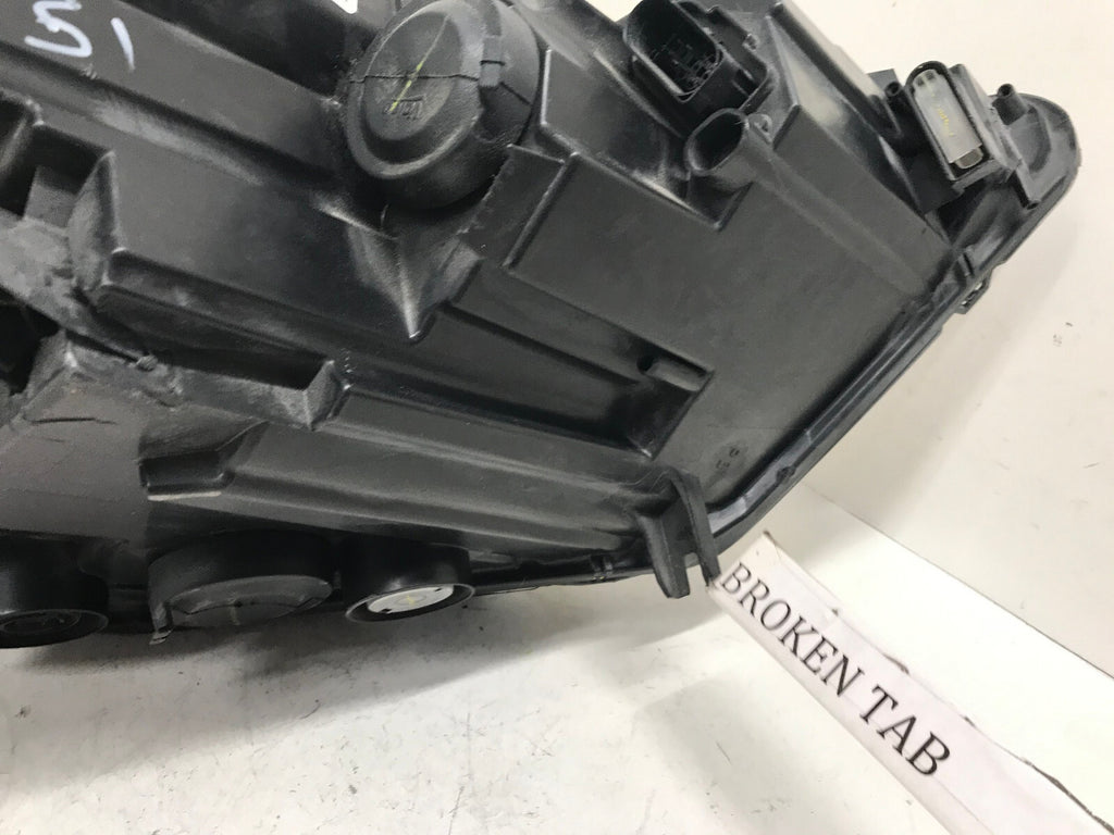 Headlight Damaged LED Left LH Driver Volkswagen Jetta 2019-2022 17A941035C OEM