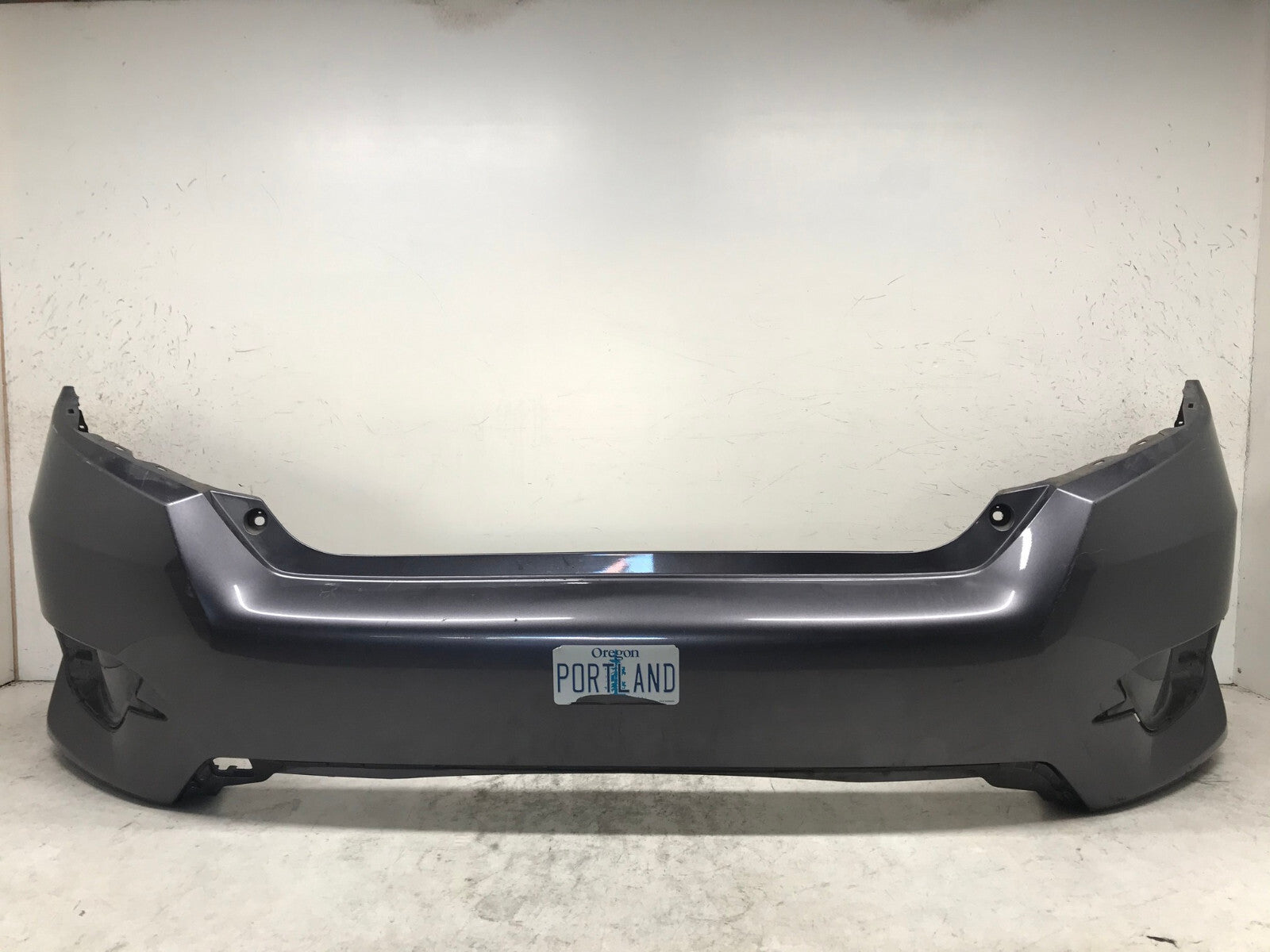 Rear Bumper Cover Gray Honda Civic Sedan EX/LX 2016-2018 71501-TBA-A010 OEM