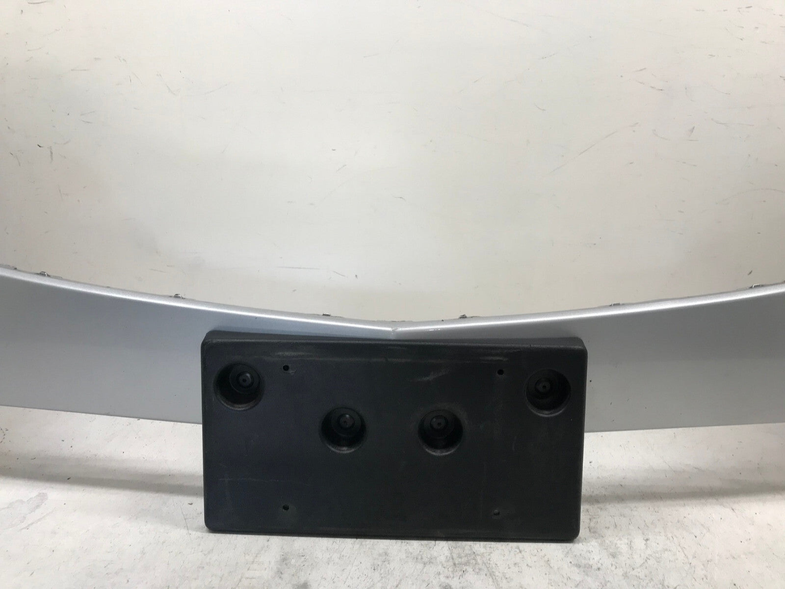 Front Bumper Cover Silver 2018-2021 Chevy Equinox L/LS/LT/Premier 23138517E OEM