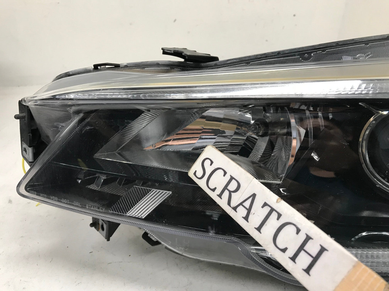Headlight Damaged Driver LH Subaru Legacy 2015-2017 84001AL03A OEM