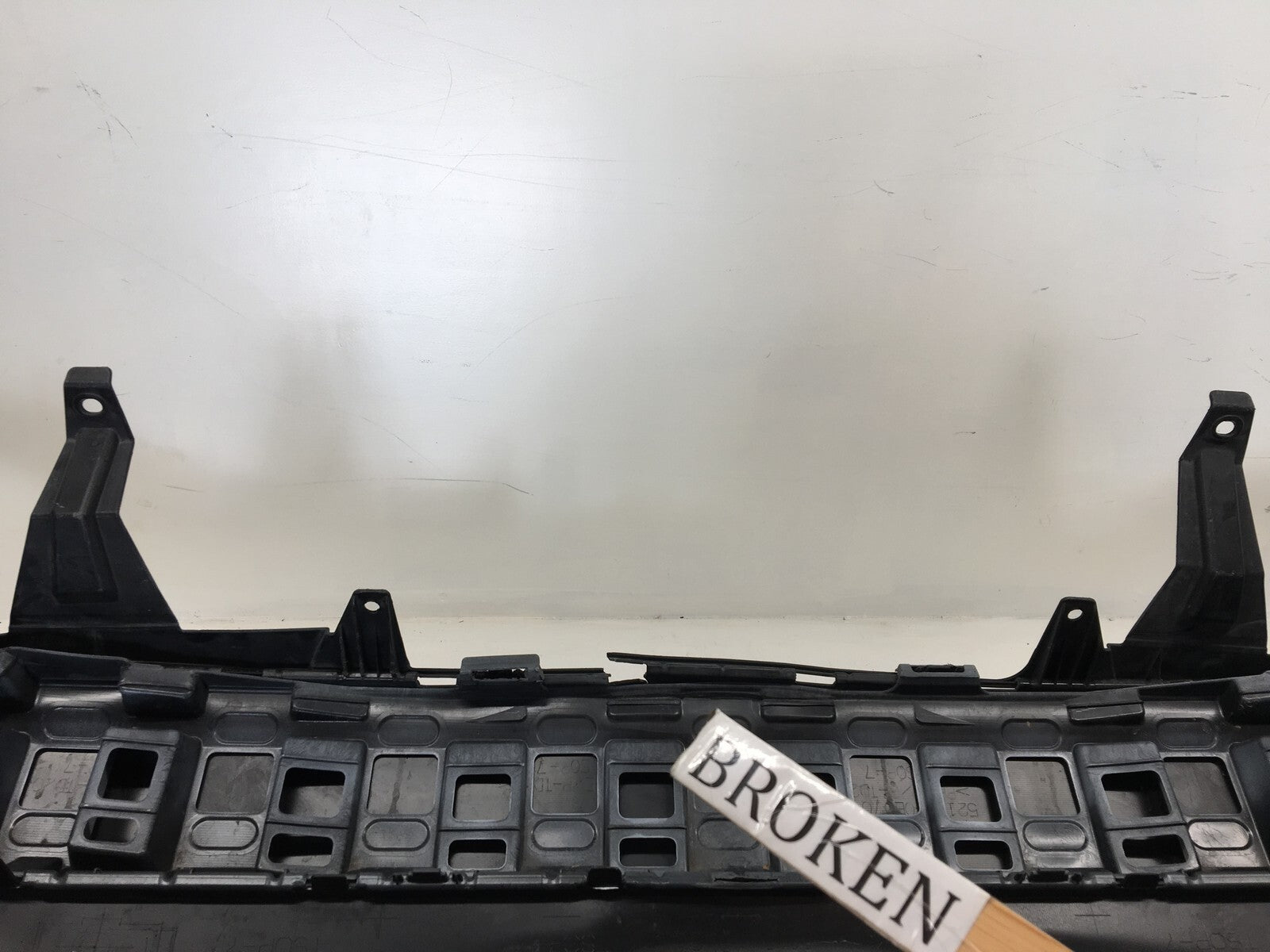 Rear Bumper Cover Toyota Highlander w/o Sensor 070 2014-2018 52159-0E060 OEM