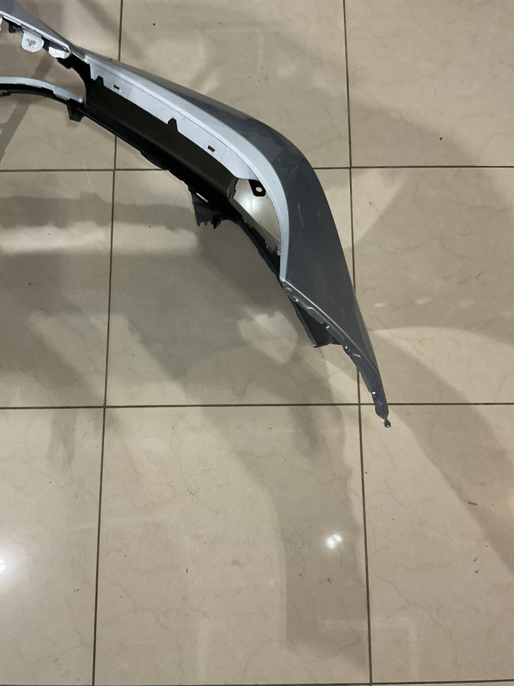 Front Bumper Cover Silver Toyota RAV4 LE/XLE/Hybrid LE 2019-2020 52119 0r200 OEM