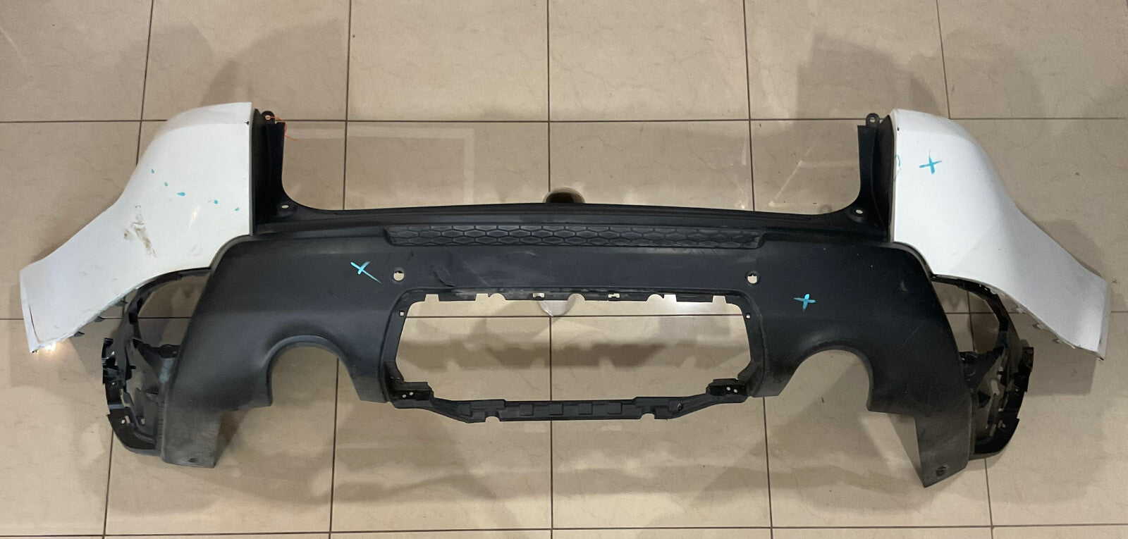 Rear Bumper LOCAL White Land Rover Range Rover Sport L494 2017 DK62-17F954+C OEM