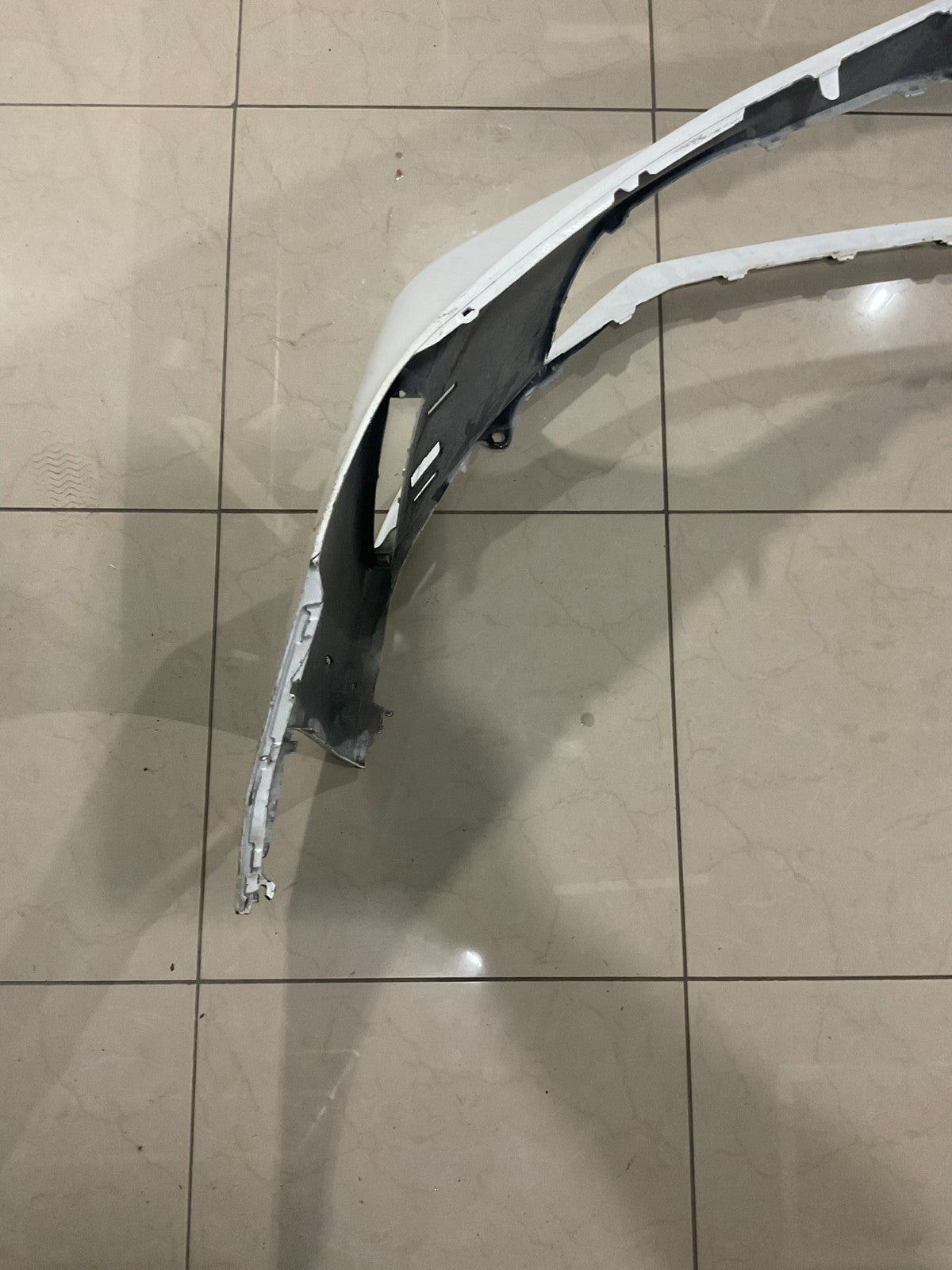 Front Bumper Cover White Toyota Camry LE 2025 52119+aq010 OEM