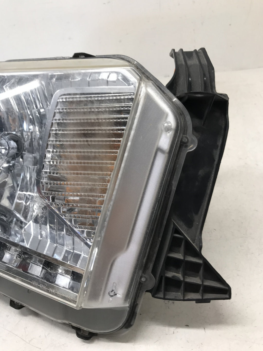 Head light Damaged Lamp Right Passenger RH Toyota Tundra 2014-2020 OEM3