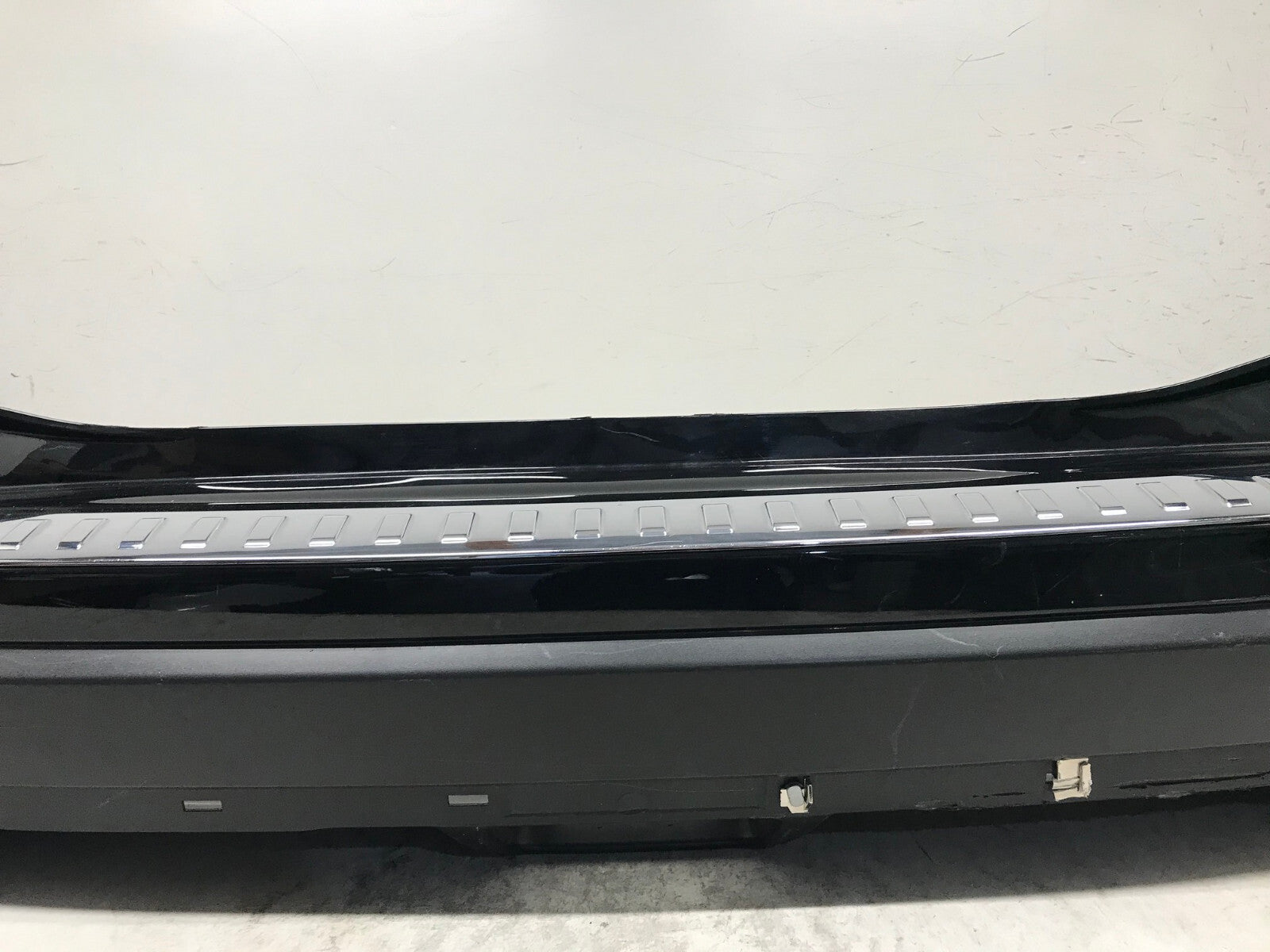 Rear Bumper Cover Black Nissan Rogue S/SL/SV/SV Hyb 2017 2018 85022-6FL0H OEM