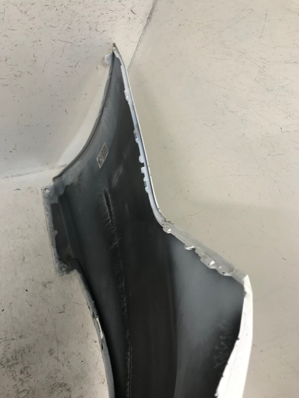 Rear Bumper Cover 040 2018-2020 Toyota Camry L/LE/XLE/Hybrid LE 52159-06B30 OEM