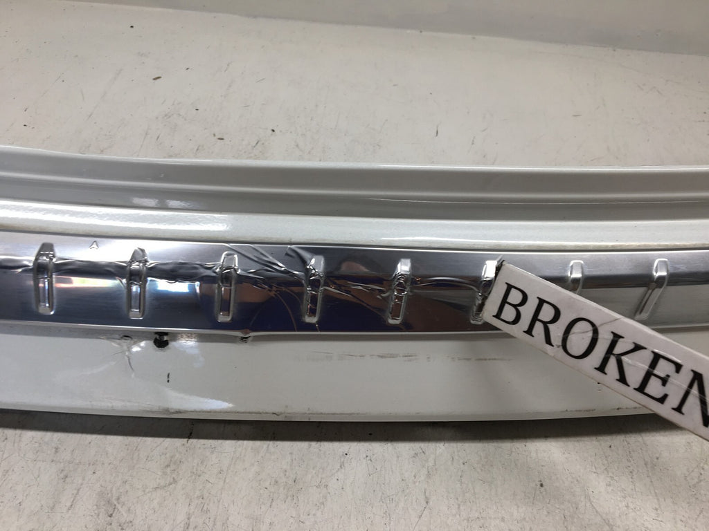 Rear Upper Bumper Cover Nissan Murano S SL SV Platinum 15-2018 85022-5AA0H OEM2