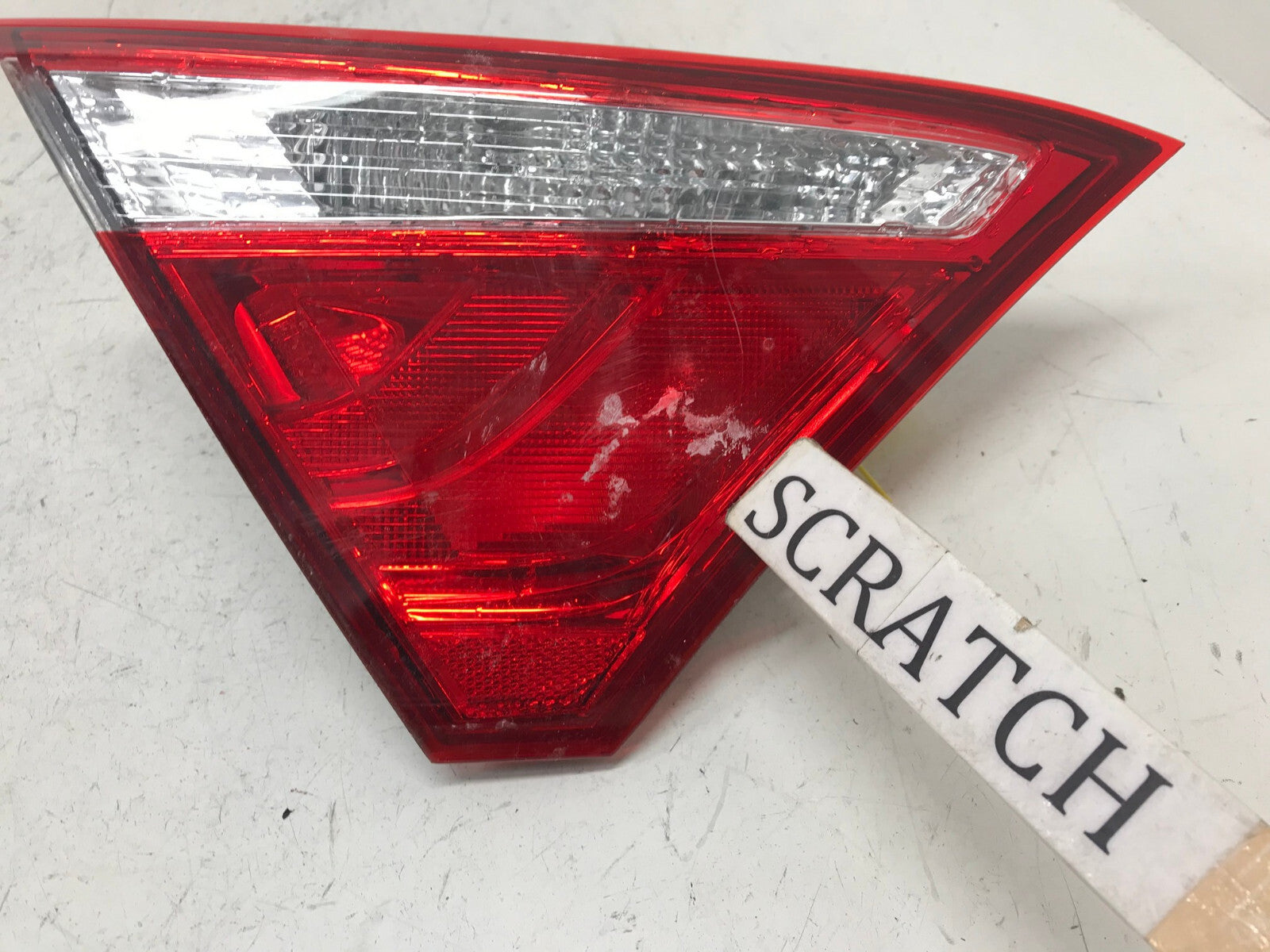 Tail light Damaged Left LH Driver Toyota Camry 2015 2016 2017 8159006410 OEM