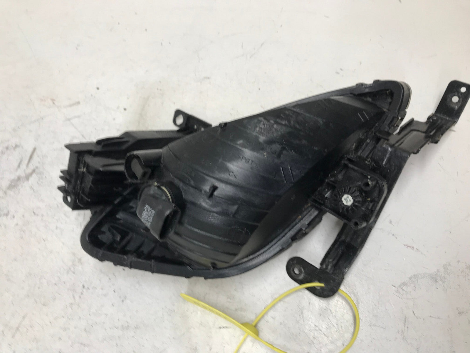 Fog light Damaged LH Driver  Hyundai Elantra 2011-2013 CAPA