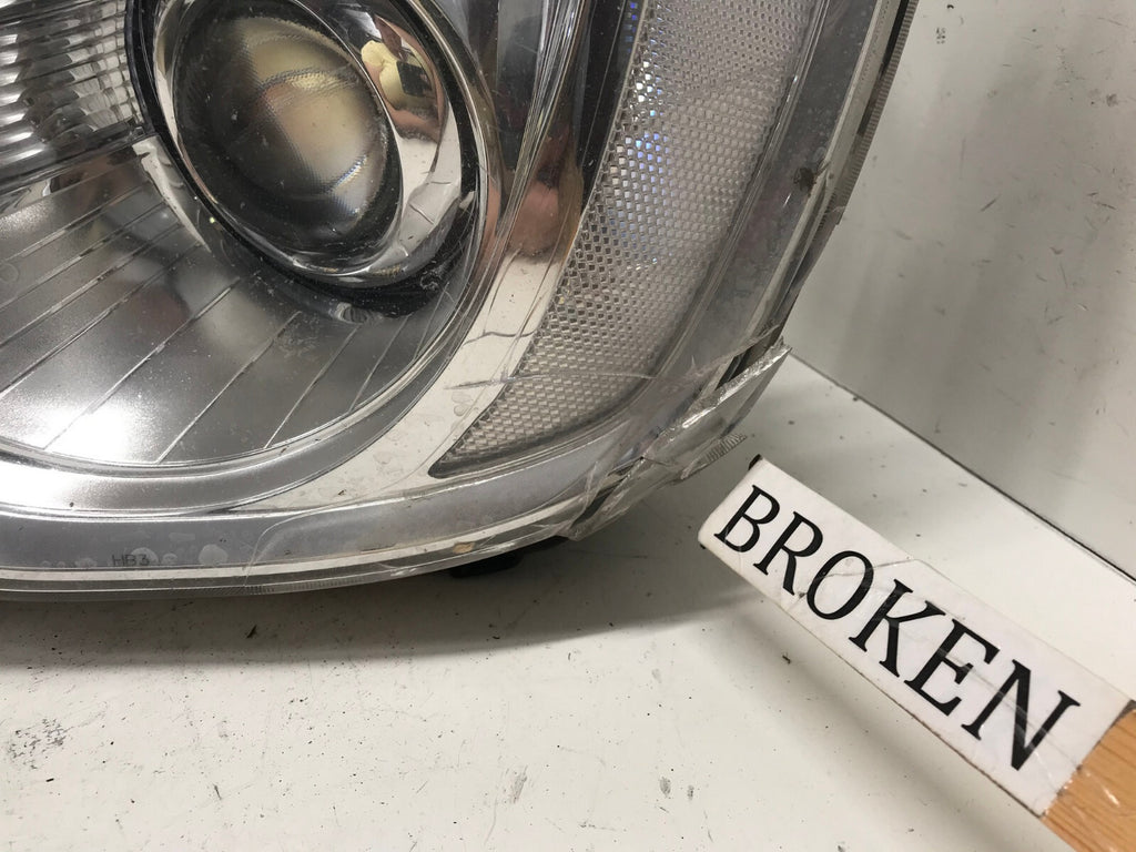Halogen Headlight Damaged Left Driver LH Chrysler 300 2018-2021 68269811AC OEM