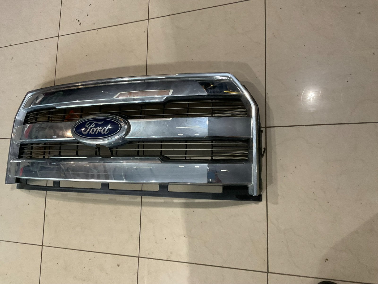 Grille Grill 2015-2017 Ford F-150 XLT fl34+8200 OEM