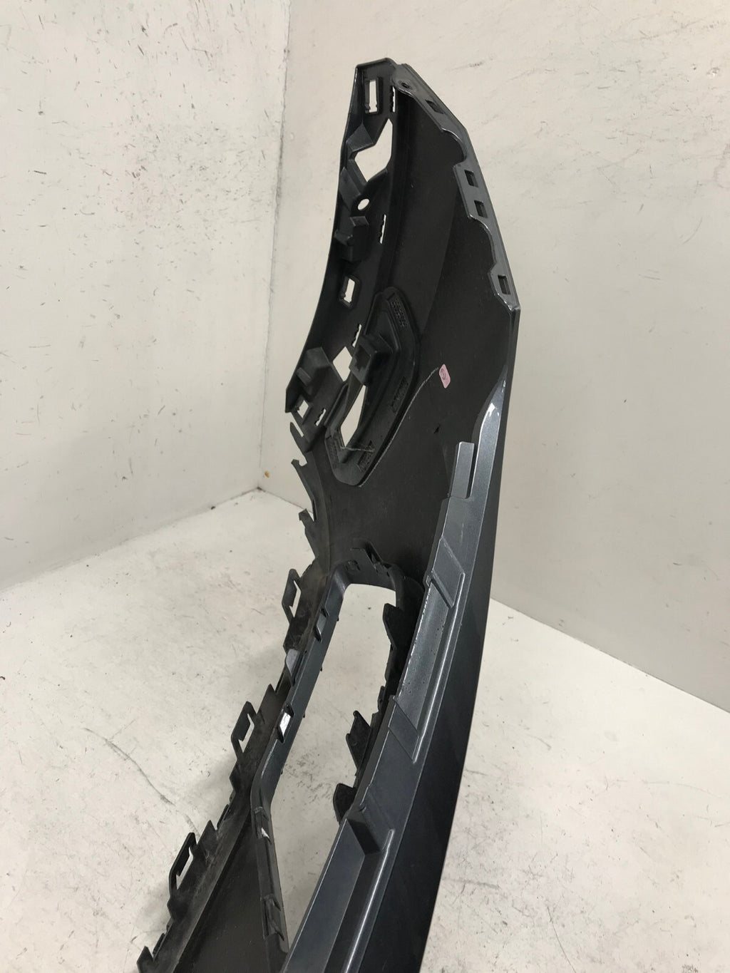 Front Upper Bumper Cover Volkswagen Tiguan S/SE/SEL/Pr Gray 18 19 5NN807221 OEM