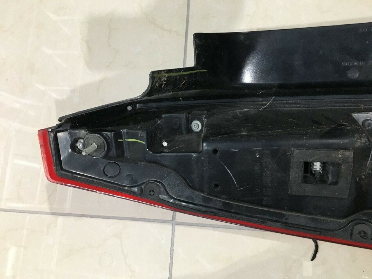 Tail light Damaged Led Right RH Passenger Cadillac CTS Sedan 2008-2014 Original