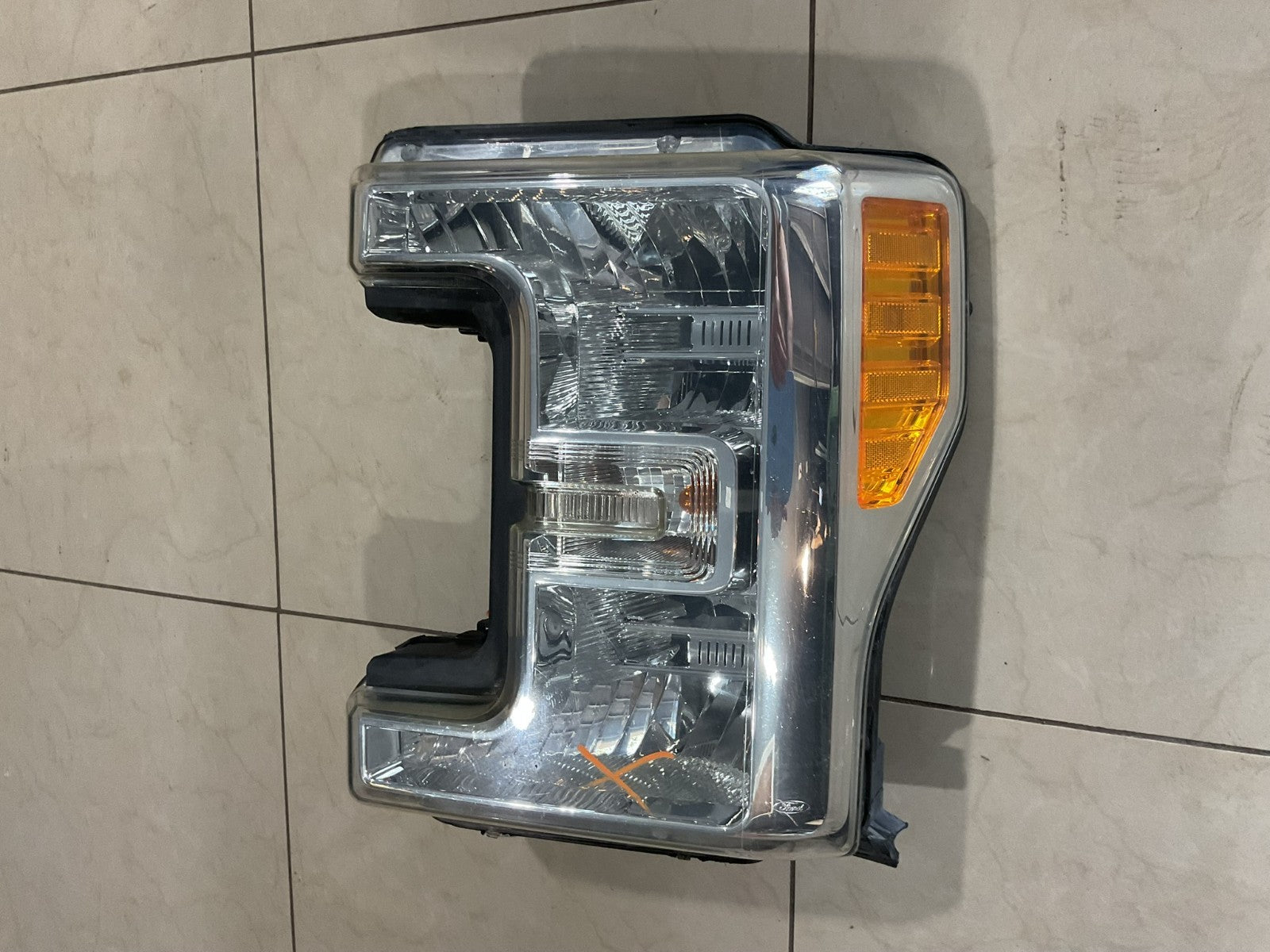 Headlight Left Driver LH Ford F250 F350 2017 - 2019 hc3b-13006+af OEM
