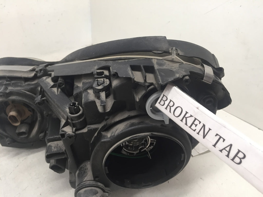 Halogen Headlight Damaged Passr RH for Mercedes E Class E320 E500 03 06 OEM
