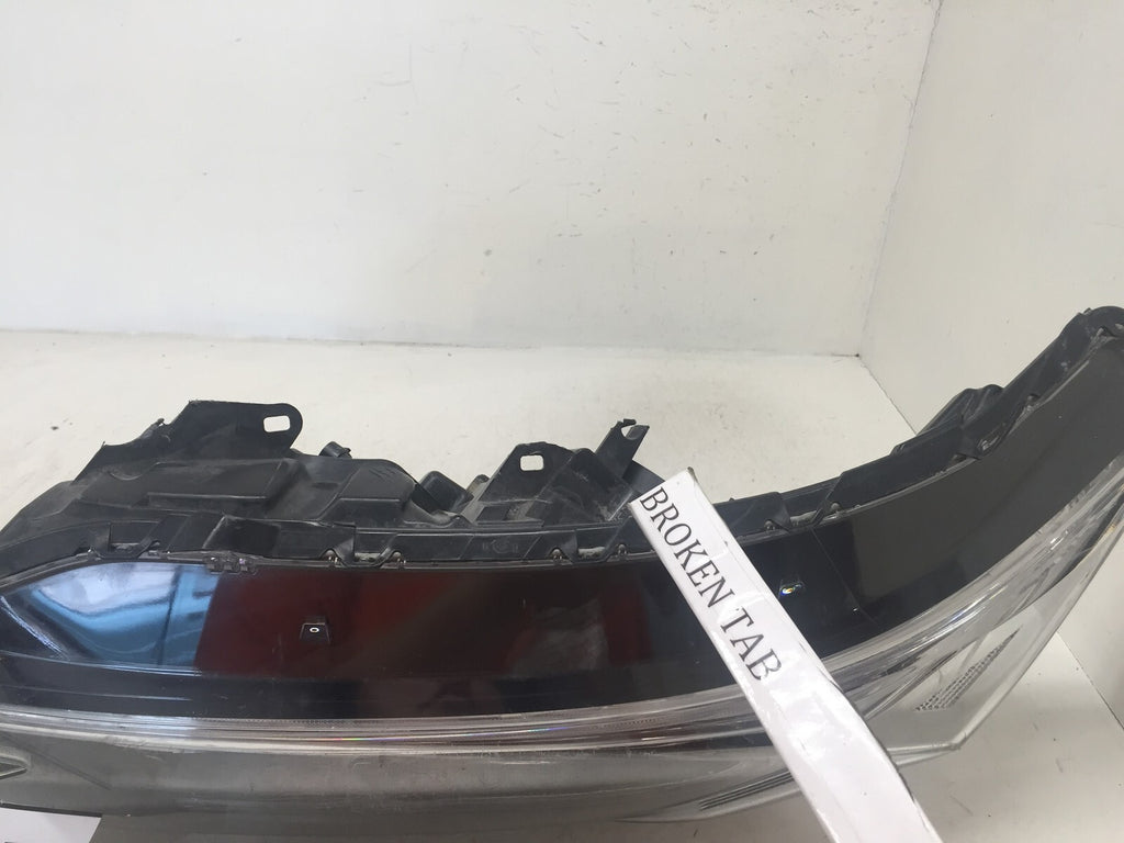 Halogen Headlight Damaged Driver LH Left Honda CR V 2015 2016 33150T1WA11 OEM
