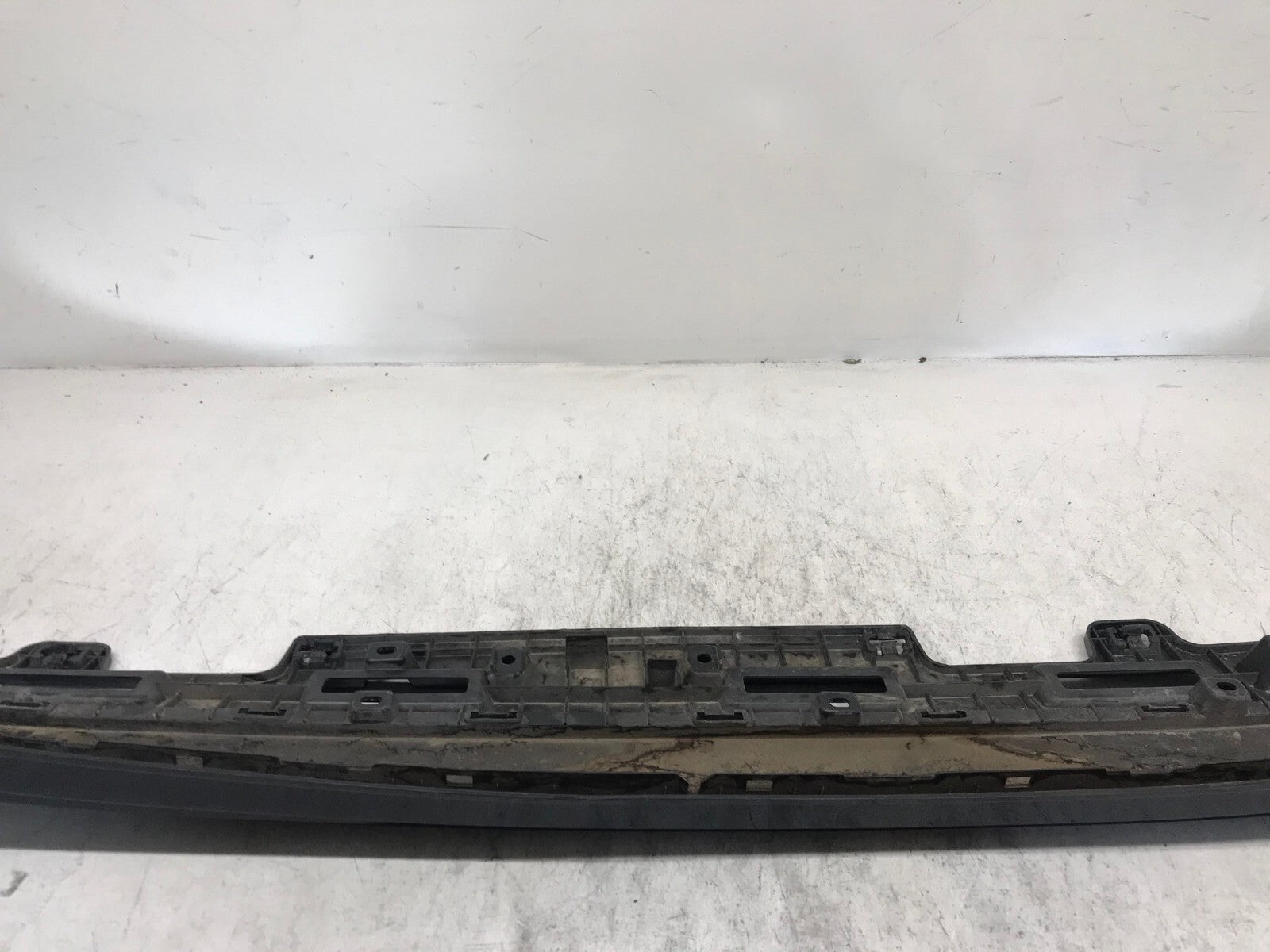 Rear Upper Bumper Cover Black Hyundai Palisade Lted/SE/SEL/SEL Plus/Ultimate OEM