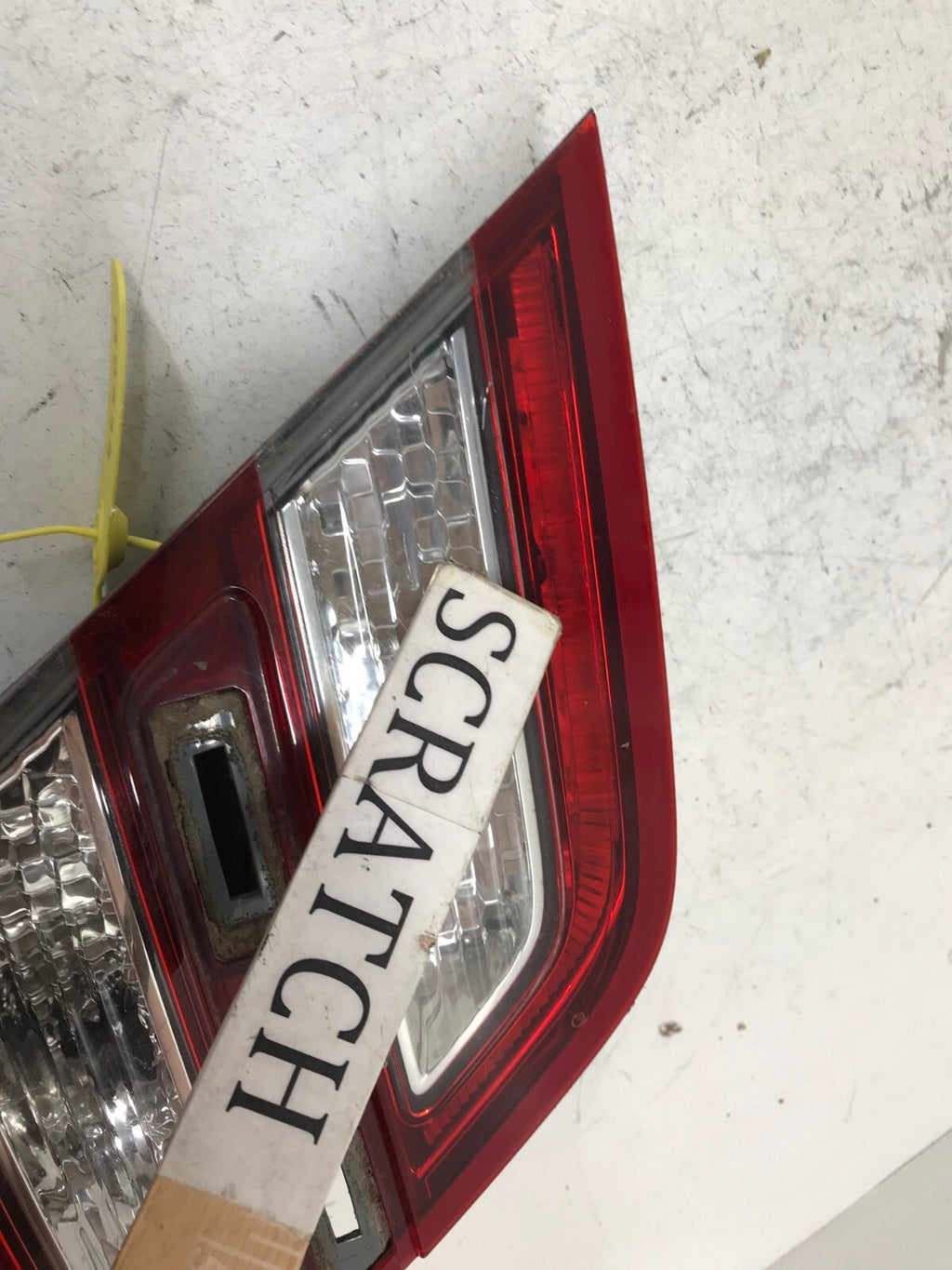 Tail light Damaged Right RH 13 14 15 16 17 18 19 Taurus SDN DG13-15B502-A OEM