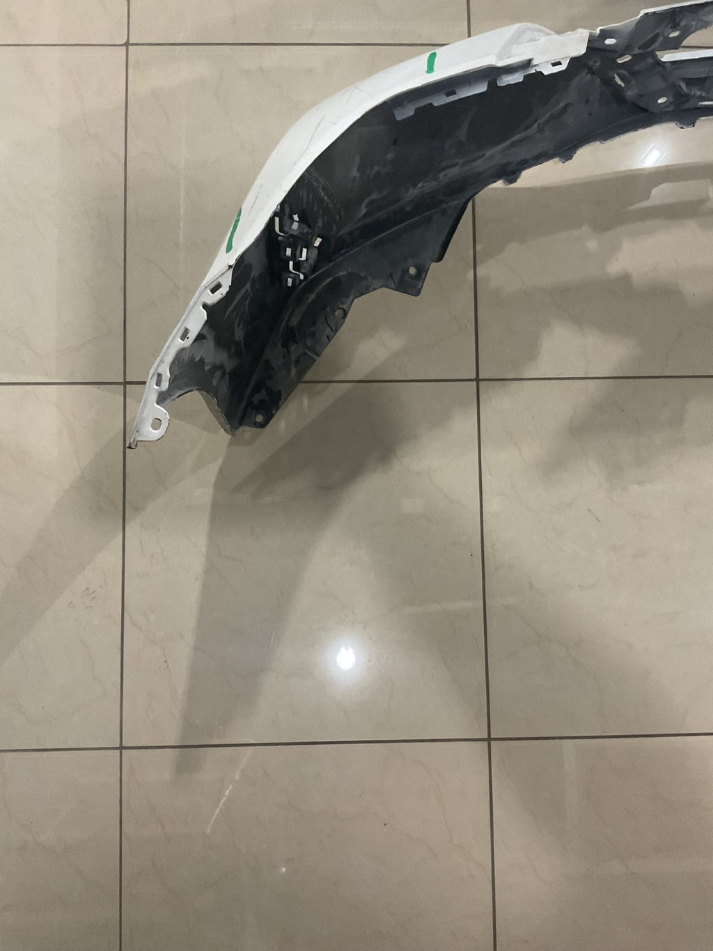 Front Upper Bumper Cover White Nissan Sentra 2024 62022+6ly0h OEM
