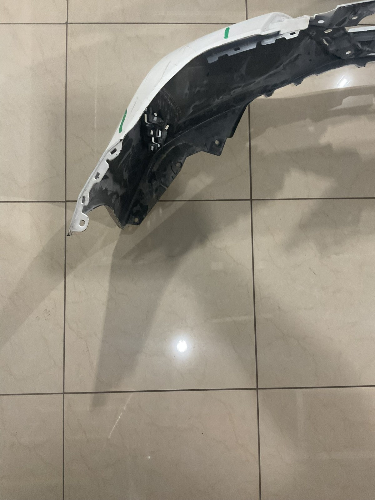 Front Upper Bumper Cover White Nissan Sentra 2024 62022+6ly0h OEM