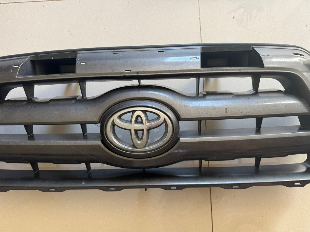 Grille Grill Grey 2005-2010 Toyota Tacoma 53100-04350 OEM