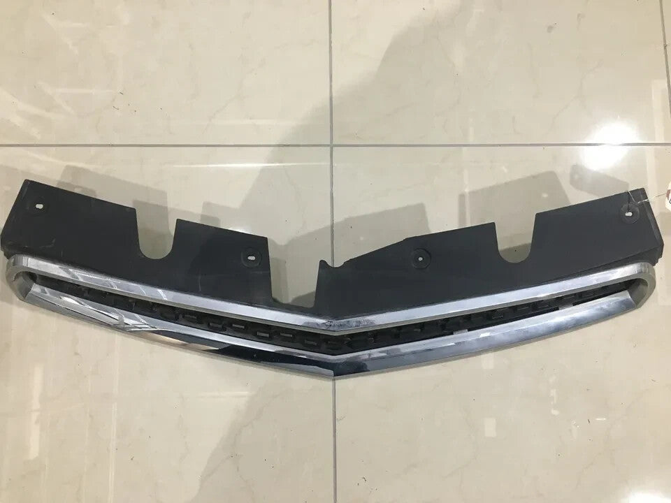 Front Upper Grille Chevrolet Equinox�2010-2014 20882351 Original