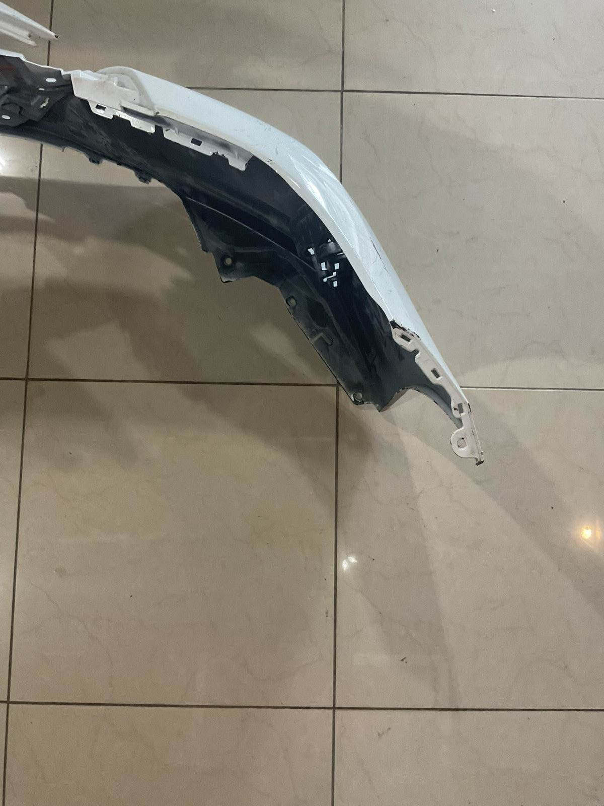Front Upper Bumper Cover White Nissan Sentra 2024 62022+6ly0h OEM