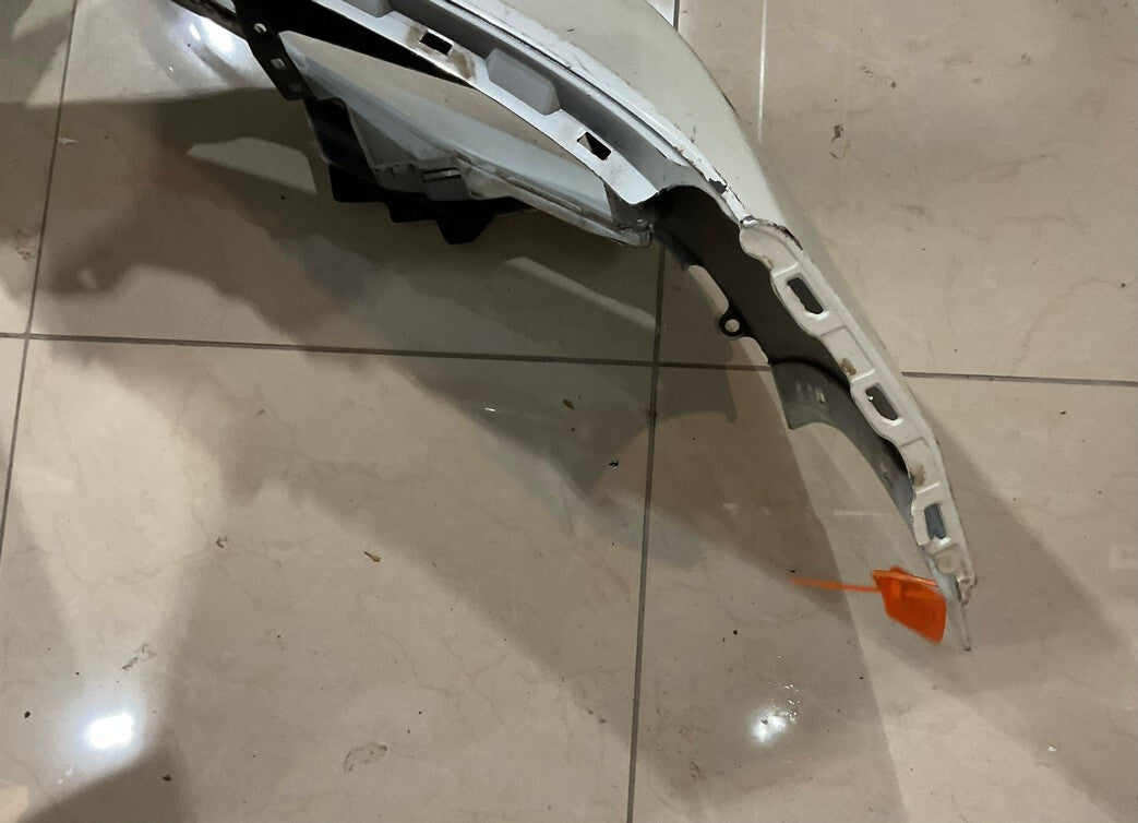 Front Upper bumper Cover White 15-16 Honda CR-V LX \EX \EX-L 71101-TIW-AOOO OEM
