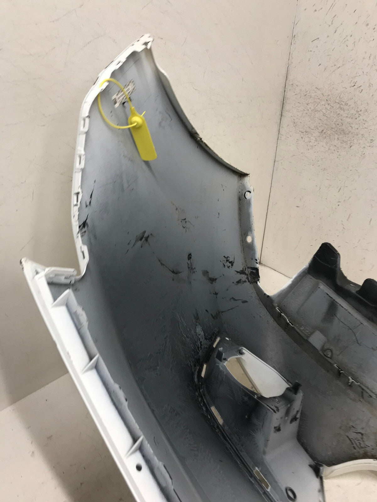 Front Bumper Cover White Honda Pilot EX EX L LX SE 2012-2015 71101-SZA-ZY00 OEM