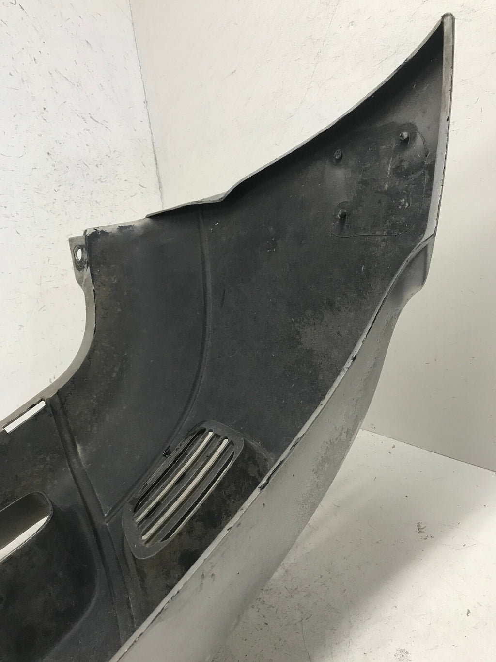 Front Bumper Cover Silver 2002-2009 Chevrolet Trailblazer 88937008 OEM