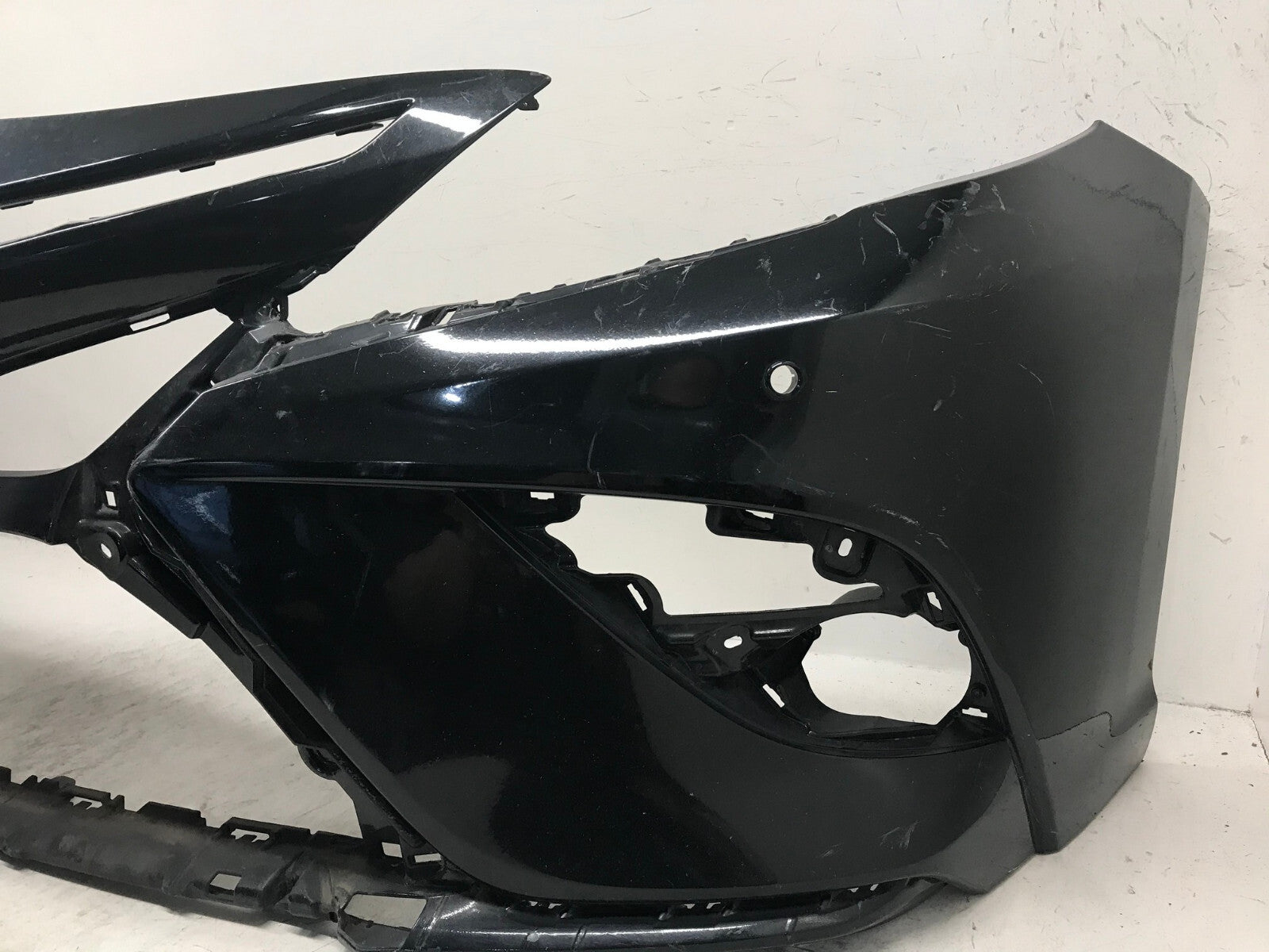 Front Bumper Cover Black 2018-2020 Toyota Camry SE/XSE/Hybrid SE 52119-06E20 OEM