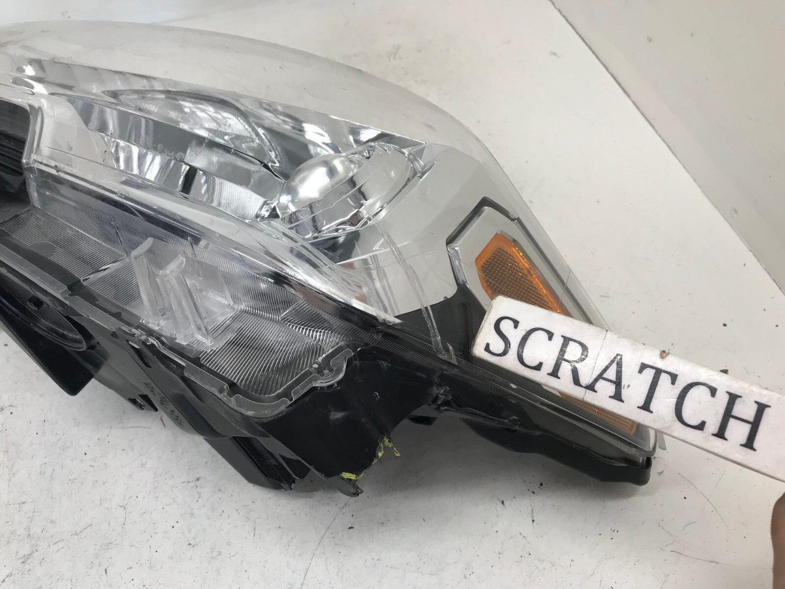 Headlight Damaged Left Driver LH Toyota Tacoma 2016-2018 8115004250 OEM