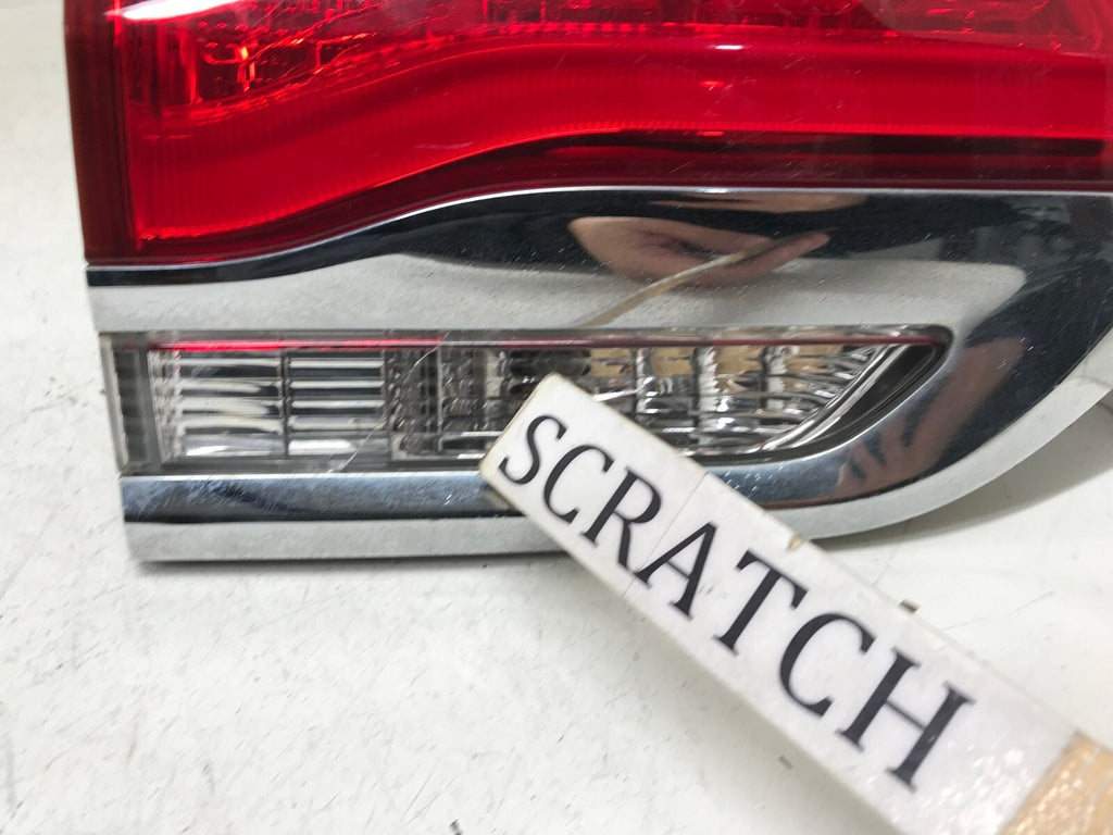 Inner Tail light Damaged Driver LH Jeep Grand Cherokee 2014 15 16 17 2018 CAPA