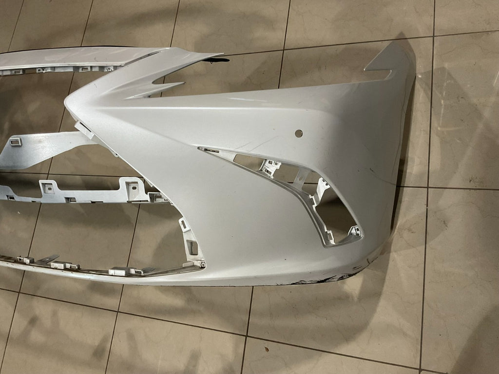 Front Bumper Cover White 2019 2020 Lexus ES350 Base Model 52119+06j00 OEM