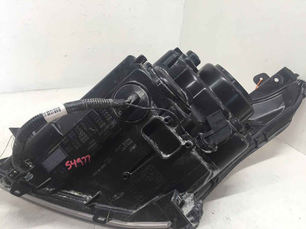 Halogen Headlight Damaged Headlamp Right Passenger RH Cadillac SRX 10-16 OEM